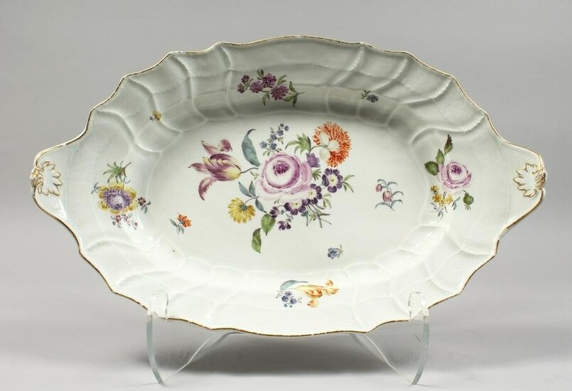 A VERY GOOD LARGE MEISSEN OVAL DISH painted with