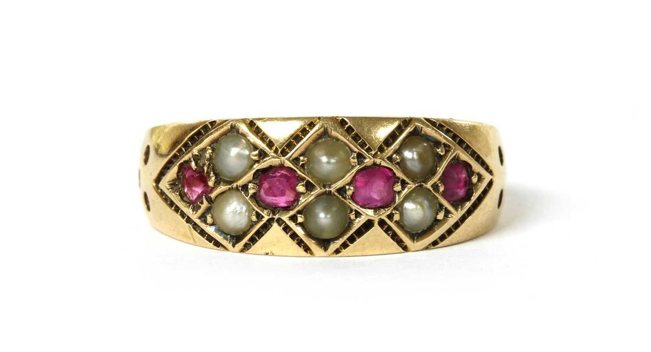 A Victorian 15ct gold ruby and split pearl ring