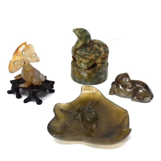A grouping of four Chinese hardstone carvings