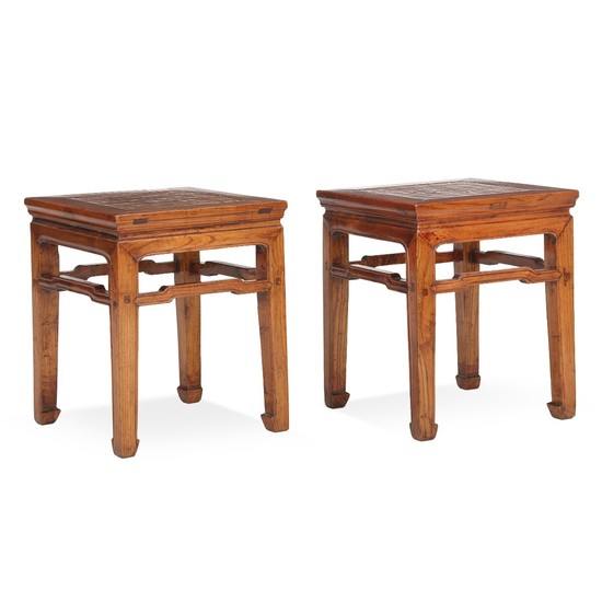 A pair of Chinese elmwood and rootwood Low Tables. First half of the 20th century. H. 51 cm. W. 42 cm. D. 42 cm.