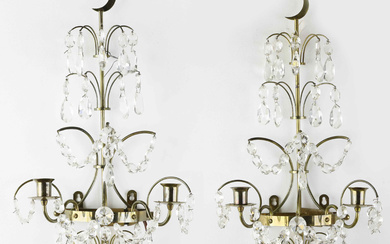 A pair of Gustavian-style wall lamps, 20th century.