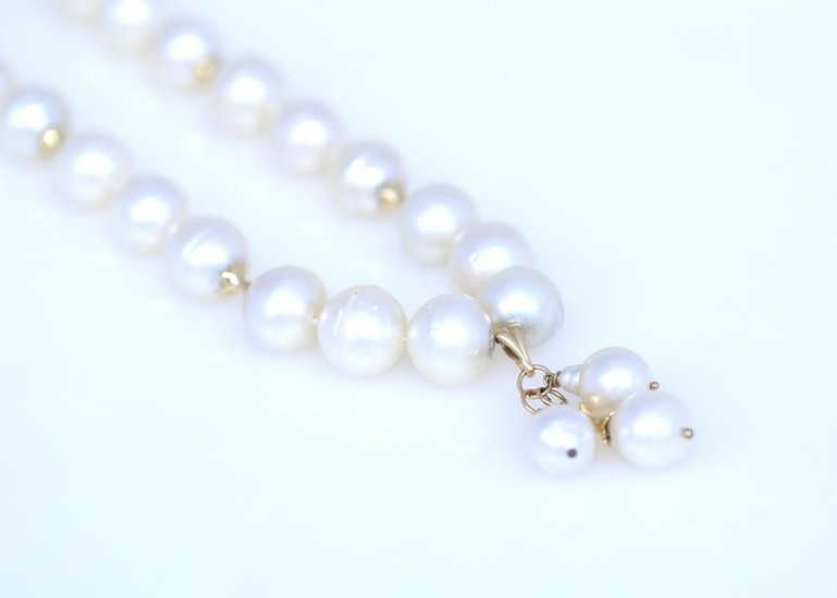 A pair of South Sea Pearl necklaces.