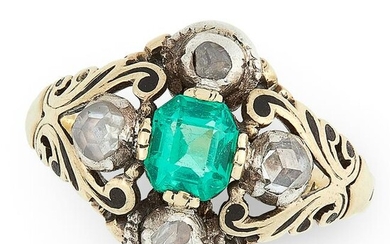 AN ANTIQUE EMERALD AND DIAMOND RING, 19TH CENTURY in