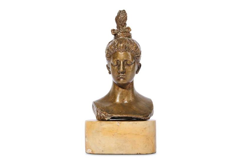 AN EARLY 20TH CENTURY SPANISH BRONZE BUST OF A WOMAN