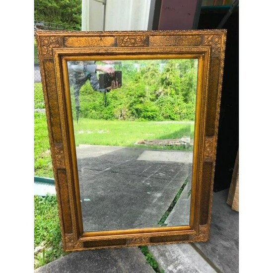 Aesthetic Style Floral Gilt-Framed Beveled Mirror