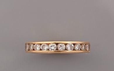 Alliance en or jaune, 750 MM, soulignée de diamants, 1 carat environ, taille : 52,...