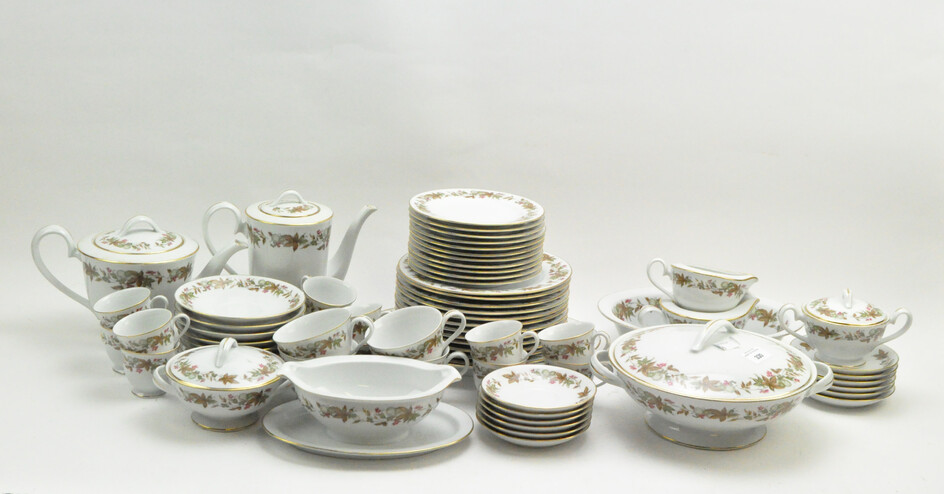 An extensive Noritake Royal Ceramics Westwood pattern tea and dinner service