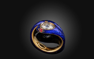 Bague victorienne en émail et diamants, milieu du 19e siècle, conçue comme un serpent enroulé...