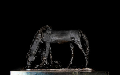 Bronze horse with built-in base, European post-impressionist school of the...