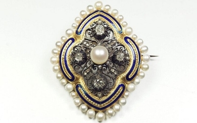 Brooch in 18K (750/oo) yellow gold and silver (800/oo) with...