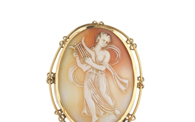 CAMEO BROOCH IN 18KT YELLOW GOLD