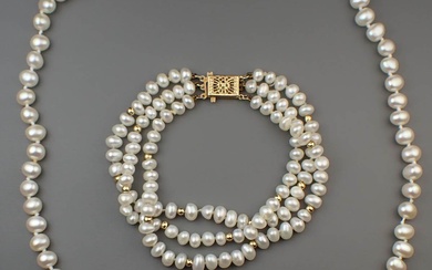 CULTURED PEARL AND GOLD NECKLACE AND BRACELET