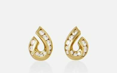 Charles Krypell, Diamond and gold earrings