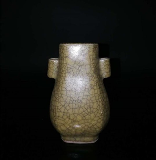 Chinese Ge kiln Porcelain Vase