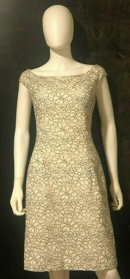 Christian Dior White Floral Lace Short Sleeve Dress