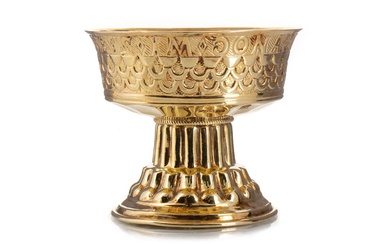 EDWARDIAN SILVER GILT REPLICA OF THE TUDOR (HOLMS) CUP GEORGE NATHAN & RIDLEY HAYES, CHESTER 1904
