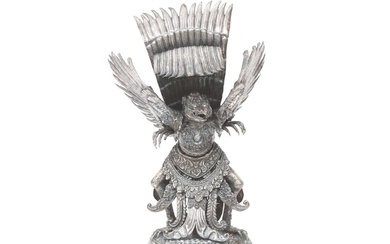 Een zilveren garoeda, Azië, 20e eeuw