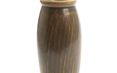 NOT SOLD. Eva Stæhr-Nielsen: A stoneware vase, decorated in brown glaze. Signed. Stamped by Saxbo. H. 22 cm. – Bruun Rasmussen Auctioneers of Fine Art