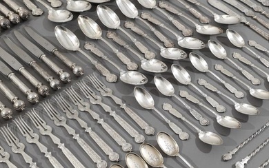 G. Hermeling for Wilkens Söhne, Bremen, 118-piece cutlery set with serving pieces
