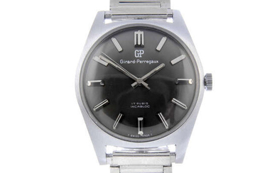 GIRARD PERREGAUX - a gentleman's stainless steel bracelet watch.