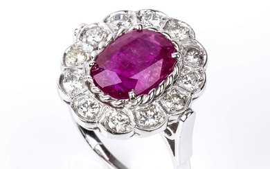 Gold, Burma ruby and diamonds ring18k white gold, set with Burma untreated ruby 4.91 ct,...