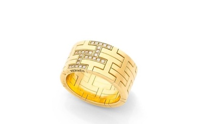 HERMÈS, Paris Articulated ring in 18k yellow gold (750‰) with "H" links, two adorned with
