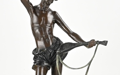 Large bronze figure. Dancing lute player. 20th century. Dimensions: H 64 cm. In good condition....