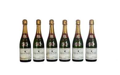 Laurent-Perrier La Cuvée Brut Champagne Etichette e capsule con segni...