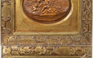 Pendentifs médaillons avec anges sculptés en boisPendentifs médaillons avec anges sculptés en bois Pendentifs médaillons...