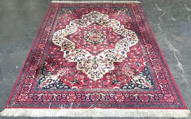 Persian Red and Cream Tone Floor Rug (135 x 88cm)