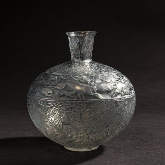 René Lalique, 'Lièvres' vase, 1923