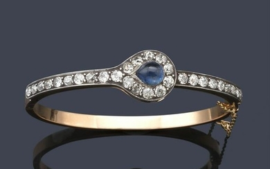 Rigid bracelet with sapphire in cabochon and old cut