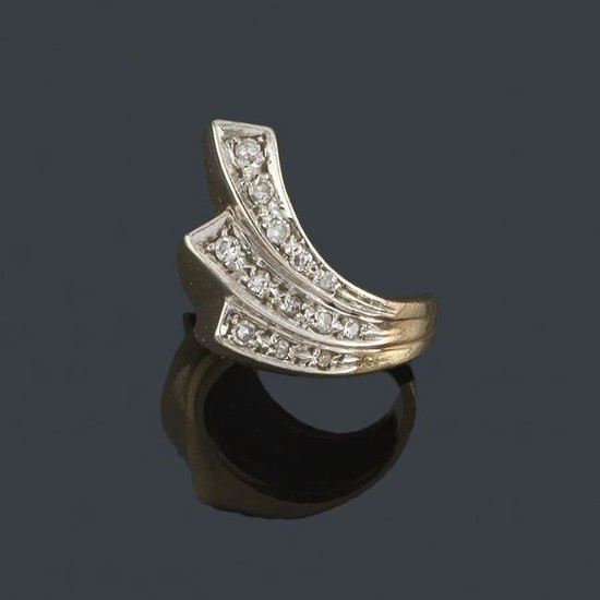 Ring with starry design in 14K yellow and white gold