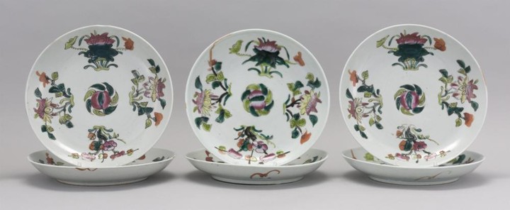 SET OF SIX CHINESE POLYCHROME PORCELAIN PLATES With fruit and flower design. Four-character mark on base. Diameters 8.5".