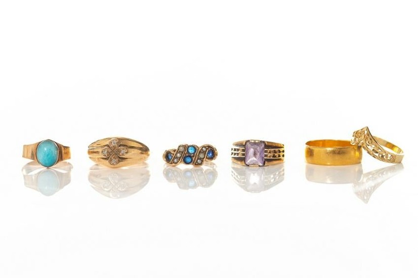 SIX GOLD VINTAGE RINGS, 21g