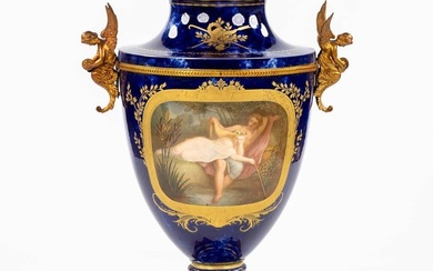 Sèvres, an exceptionally large vase with a hand-painted decor, France, 1867. (L:37 x W:52 x H:76