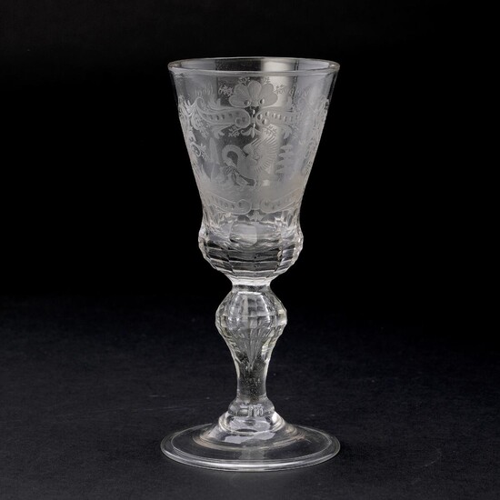 SOLD. Silesian goblet of clear glass, cup engraved with text and swan feeding its ducklings in Rococo cartouche. 18th century H. 20 cm. – Bruun Rasmussen Auctioneers of Fine Art