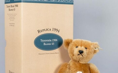 Steiff Blond Teddy Bear 1906 / 1994 LE Replica. Limited