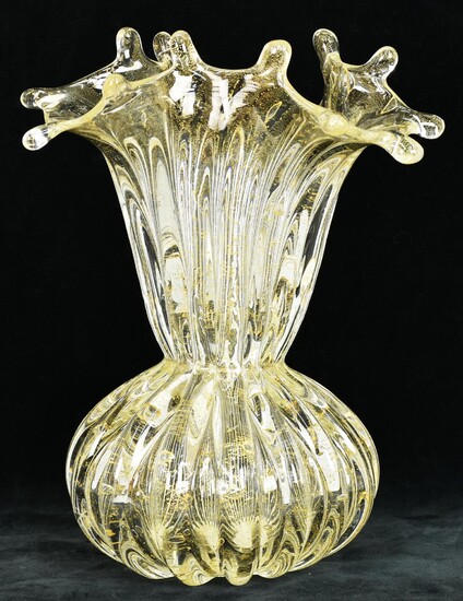 VASO IN VETRO DI MURANO vaso in vetro di Murano con inclusioni di oro...