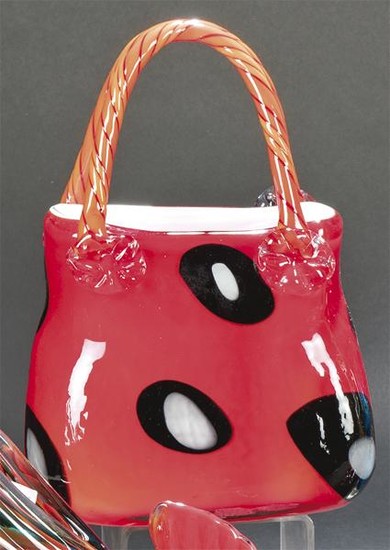 Vase shaped as a handbag in Murano glass