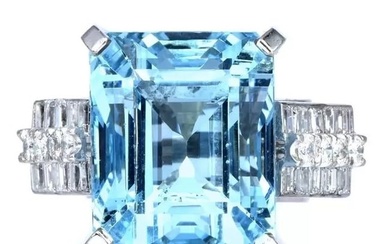 Vintage Aquamarine Diamond Platinum Tall Geometric Cocktail Ring