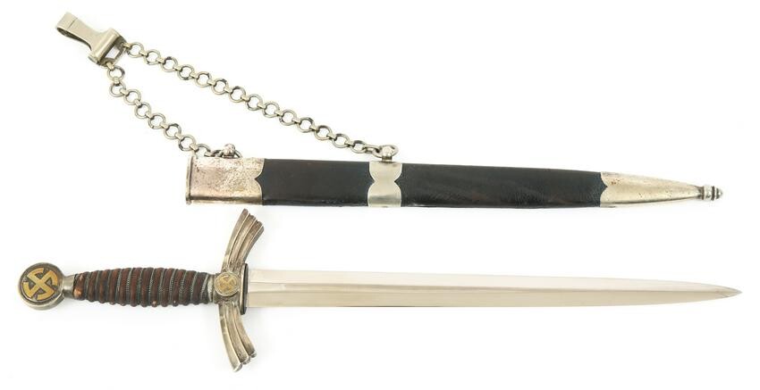 WWII GERMAN LUFTWAFFE FIRST MODEL CHAINED DAGGER