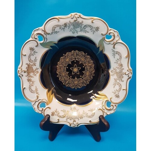 Weimar Porcelain Cabinet Plate, marked Echt Weimar Kobalt Il...