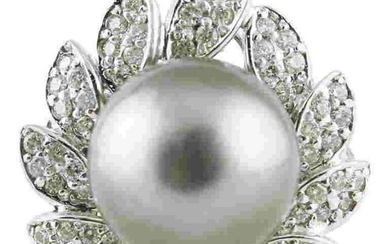 White Diamonds Gray Pearl White Gold Cluster Ring