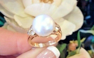 11.5mm South Sea Pearl and Diamond Ring in 18K Yellow