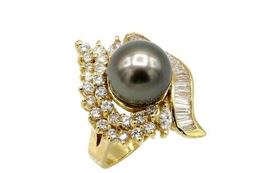 14K Yellow Gold Tahitian Pearl and Diamond Ring