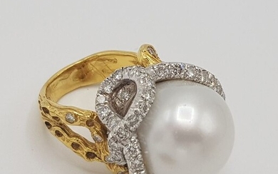 18 kt. Gold, South sea pearl, 16 mm - Ring Diamond