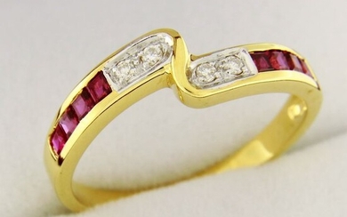 18 kt. Yellow gold - Ring - 0.56 ct Rubies - Diamonds