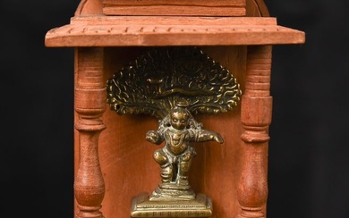 18/19th C Rare Dancing Hindu Bronze COMPLETE W original base.and altar. Miniature