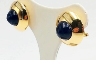 Women's earrings in 18 kt yellow gold with lapis lazuli. Stone diameter 10.22 mm. Earring diameter 2.00 cm. Total weight 10.21 g
